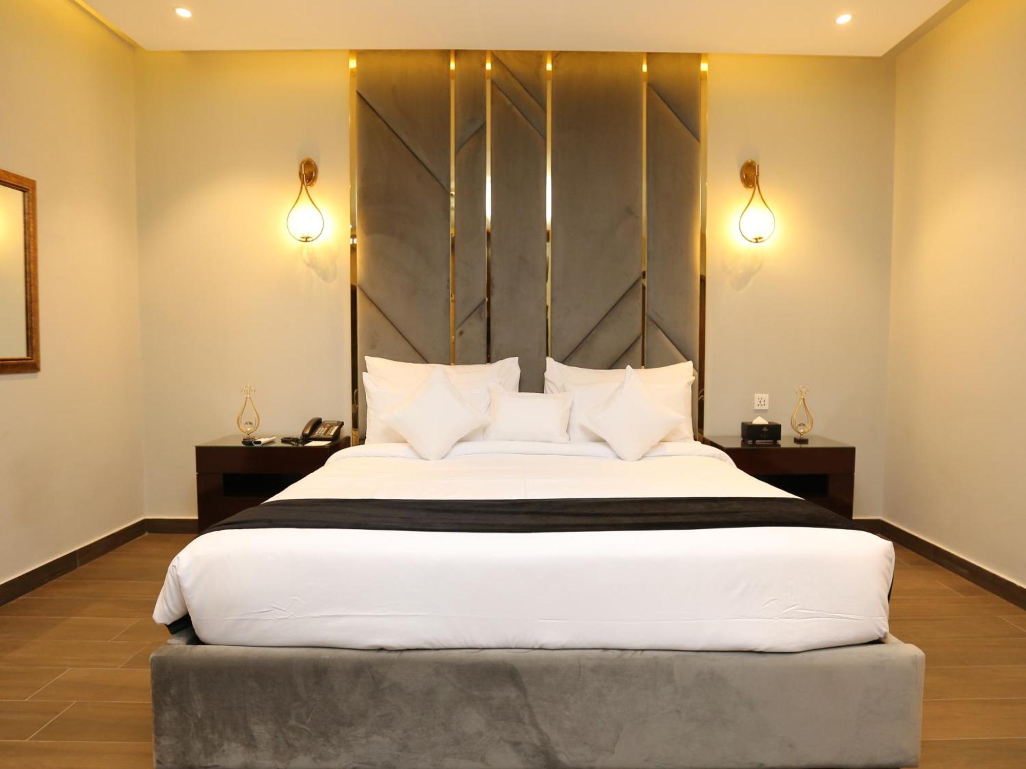 The Orchard Hotel Лахор Номер фото